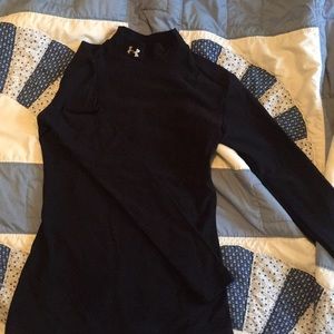 Under Armour Long sleeve cold gear top